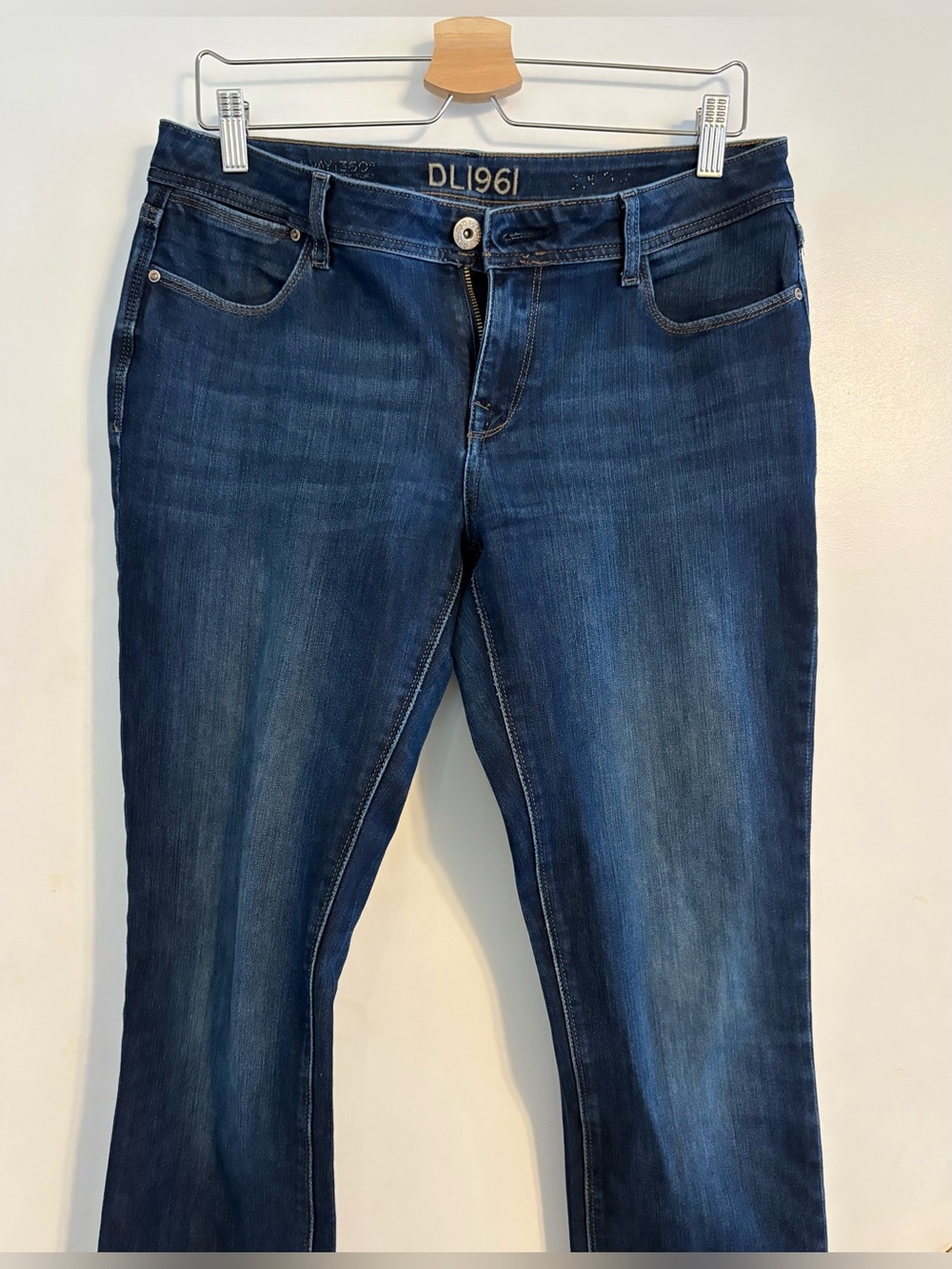 DL1961 Women's Indigo Flared Jeans